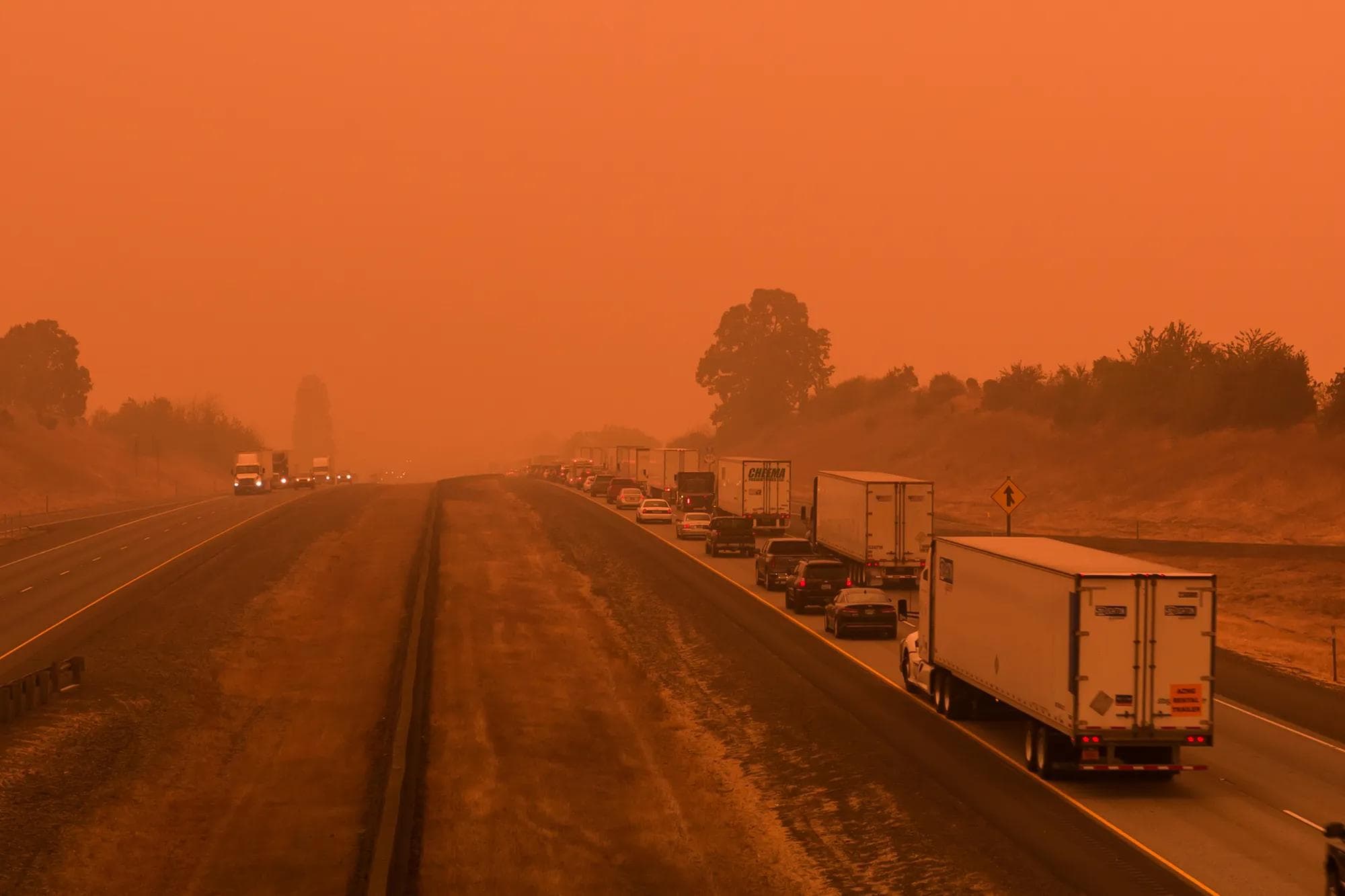 Remise en service de l'autoroute par temps de smog